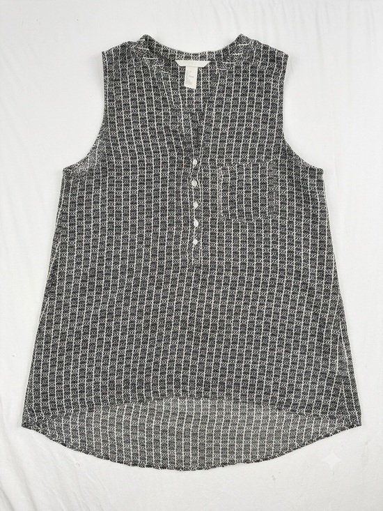H&M Tops - H&M Black & White Sleeveless Henley Print Tank
